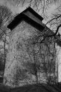 VCOV: hmota osov věe a detail nadezdvky zpadnho ttu a nronho armovn lodi (foto M. Falta 2013).